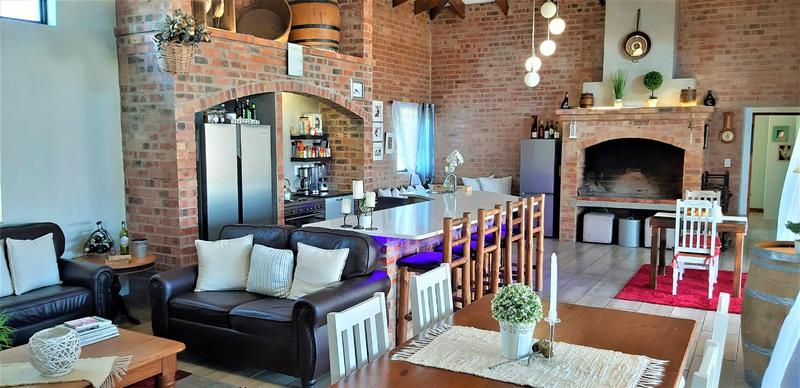 4 Bedroom Property for Sale in Myburgh Park Western Cape